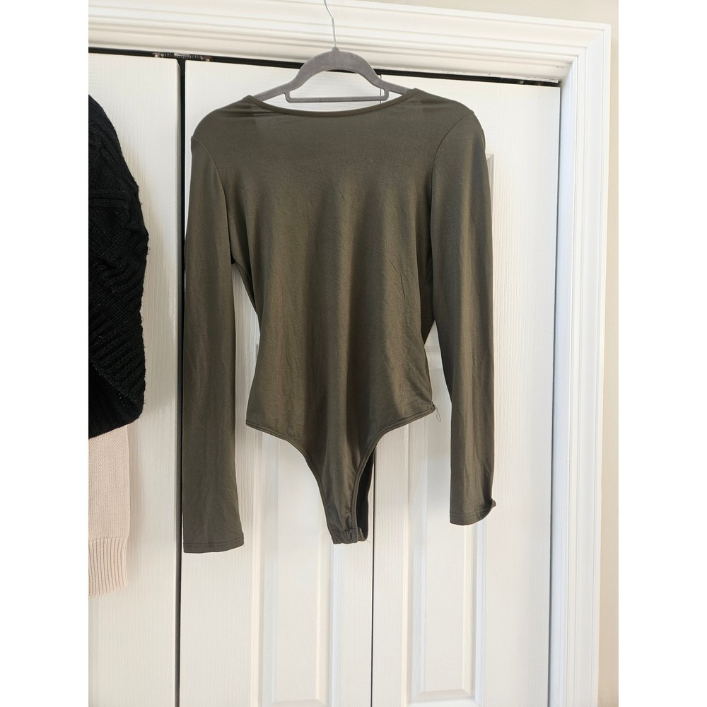 Blue Blush Los Angeles Olive Green Open Back Long Sleeve Bodysuit Women Small